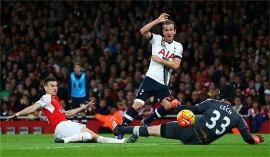 也是对巴黎 也是对巴黎